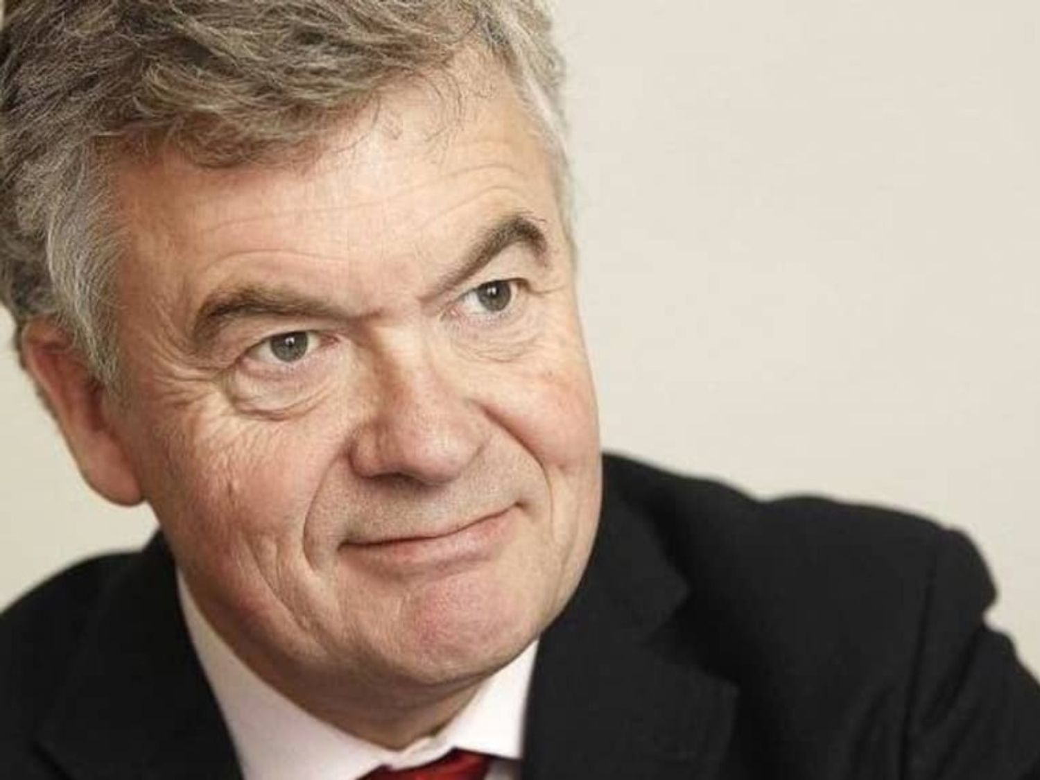 Le candidat du RN aux Régionales, Jean-Paul Garraud, en tête du 1er tour